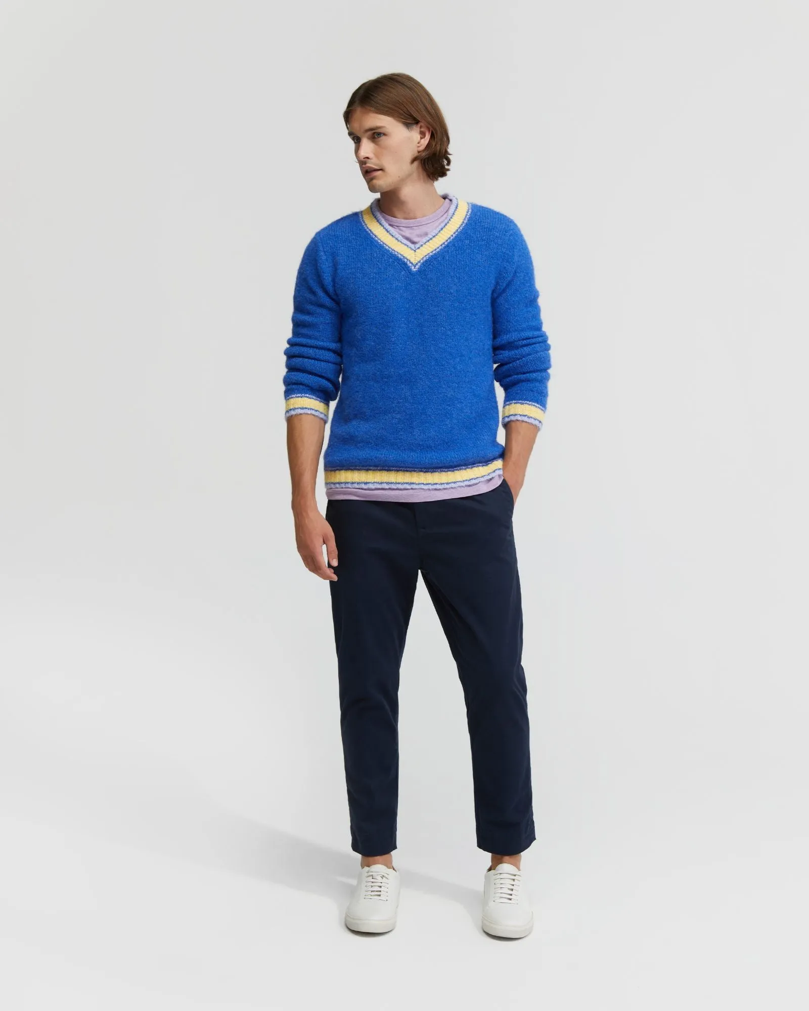 Leo V-Neck Knit